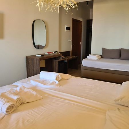 Este Luxury Apartments Kriopigi Luaran gambar