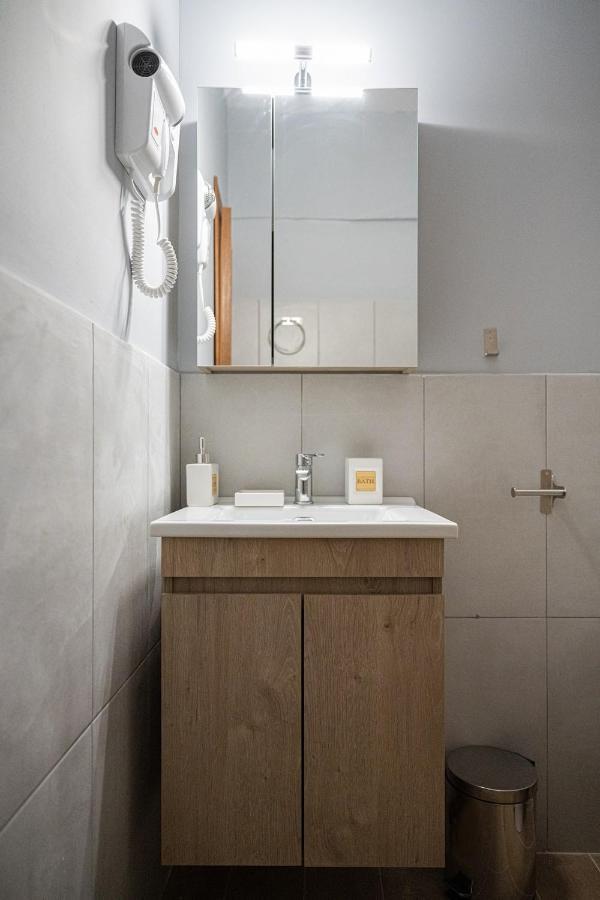 Este Luxury Apartments Kriopigi Luaran gambar