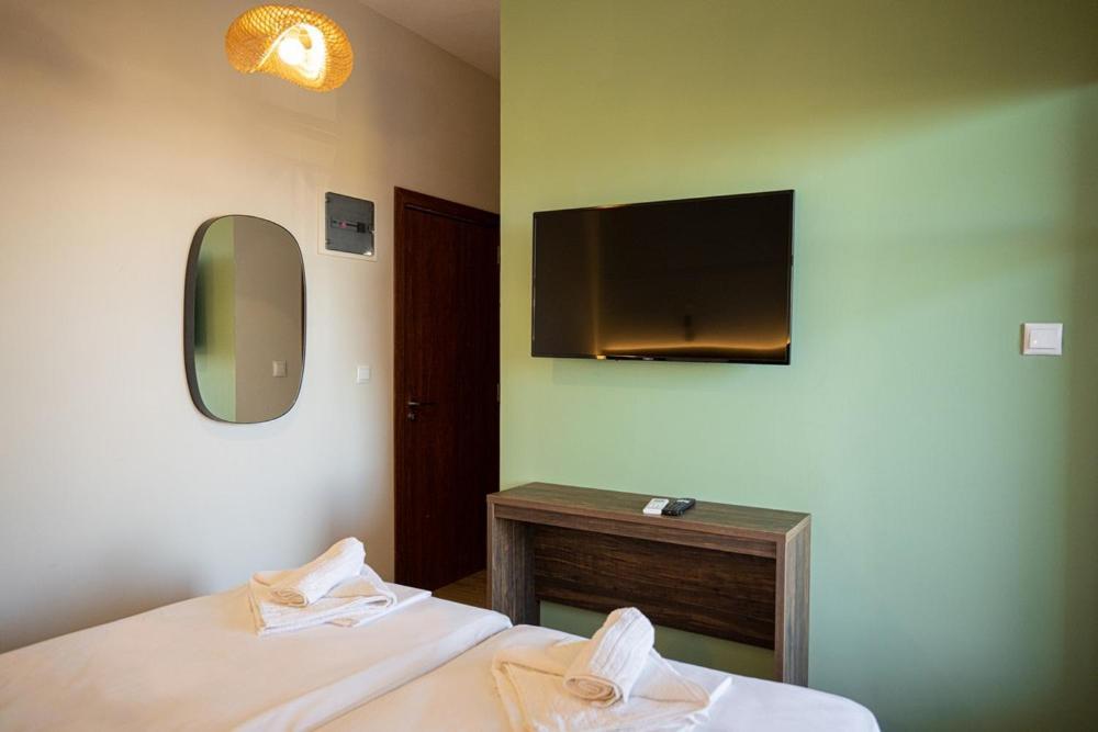 Este Luxury Apartments Kriopigi Luaran gambar