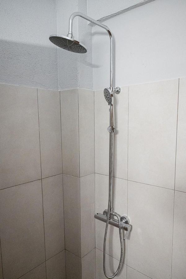 Este Luxury Apartments Kriopigi Luaran gambar