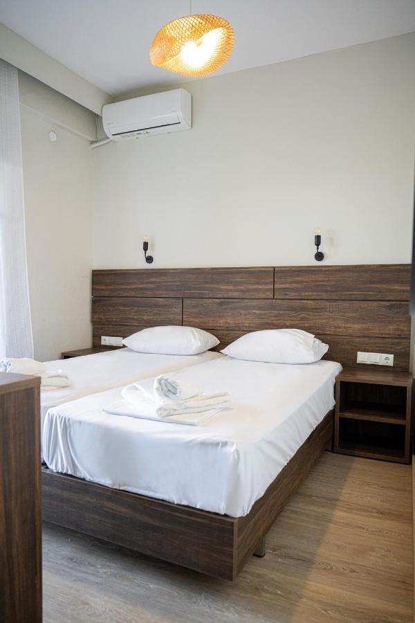 Este Luxury Apartments Kriopigi Luaran gambar