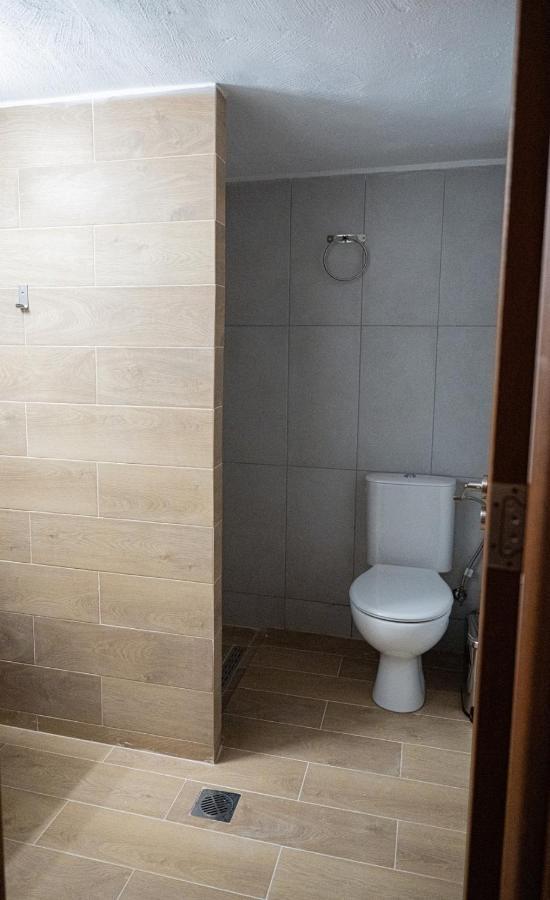Este Luxury Apartments Kriopigi Luaran gambar