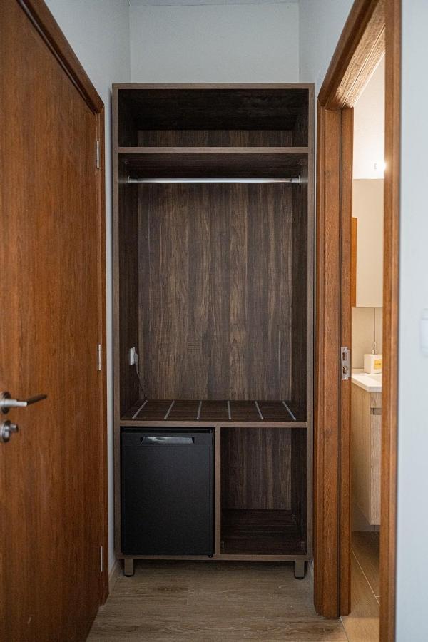 Este Luxury Apartments Kriopigi Luaran gambar