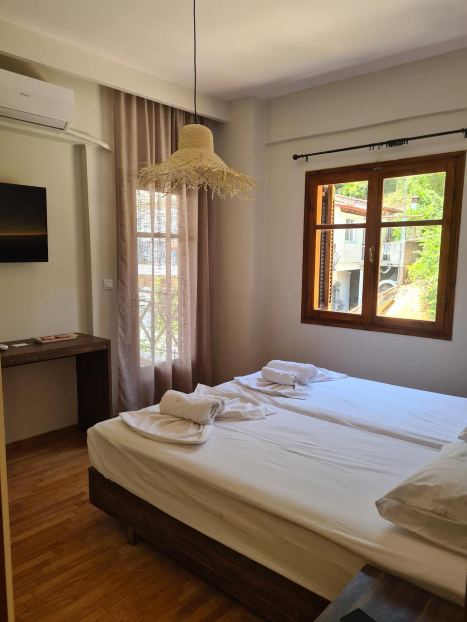 Este Luxury Apartments Kriopigi Luaran gambar