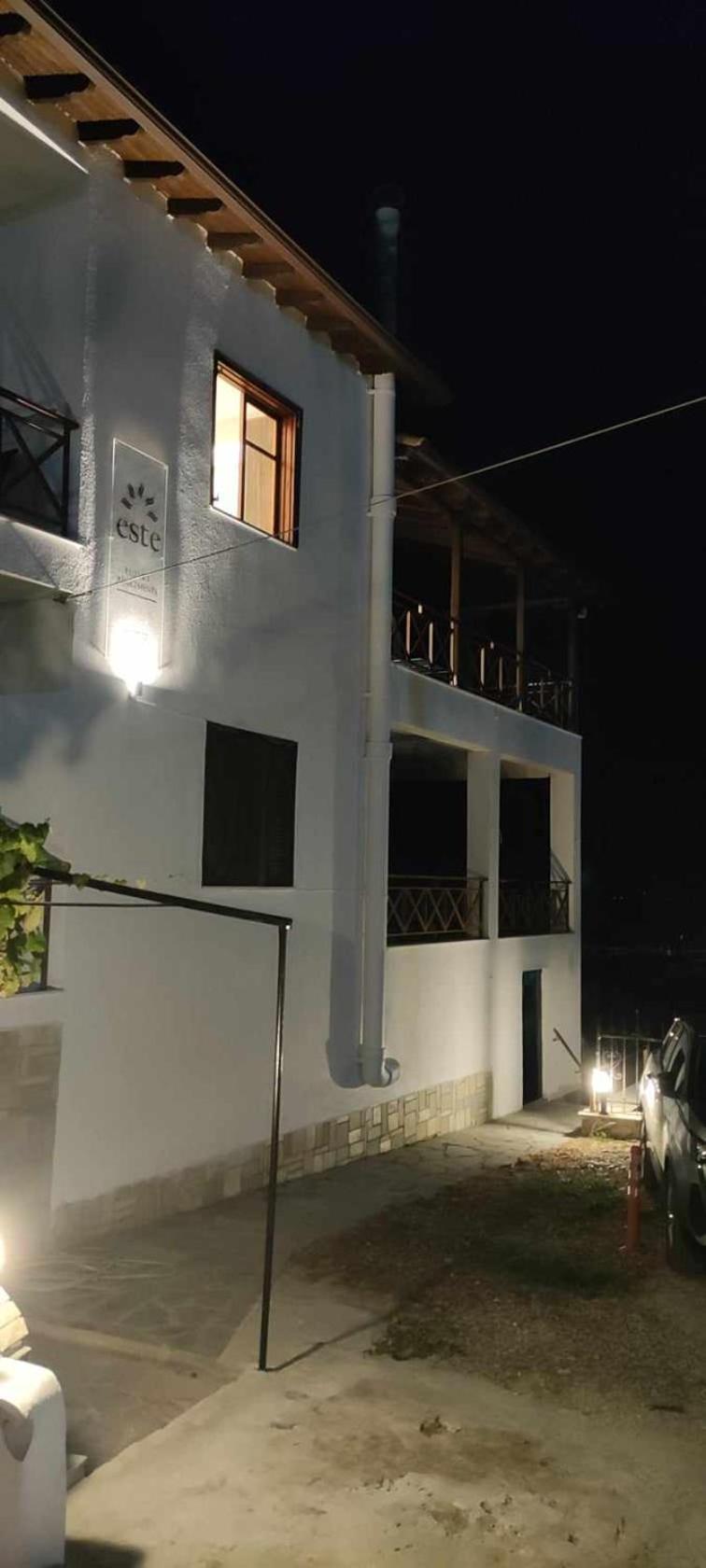 Este Luxury Apartments Kriopigi Luaran gambar